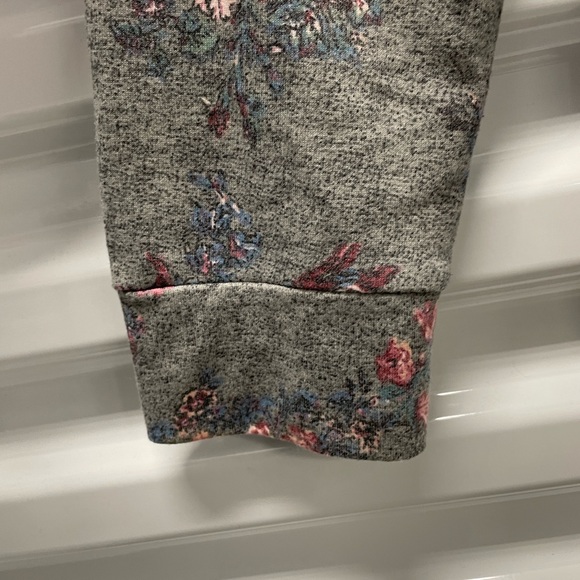 Olive and oak top - Picture 8 of 9